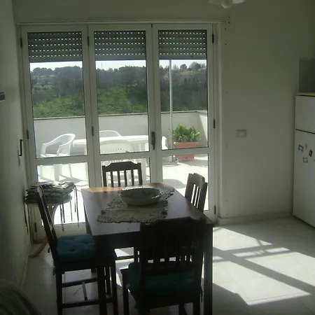 Green House Apartment